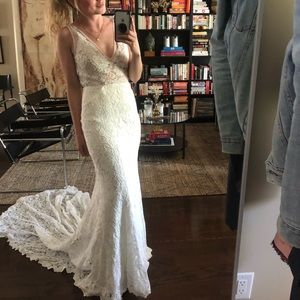 Made with Love, wedding dress. Fits size 2-4.